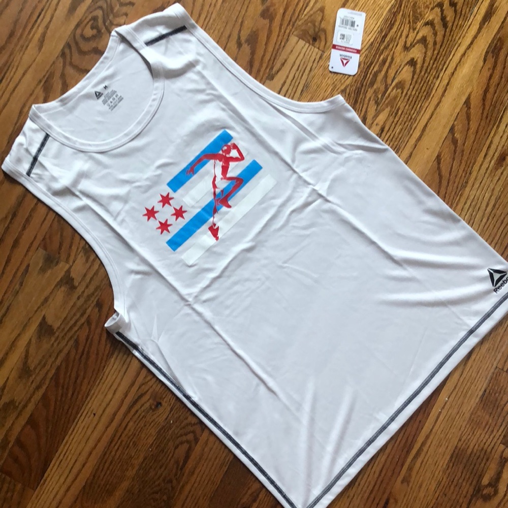 Reebok performance tank, porcelain gray with flag print NWT